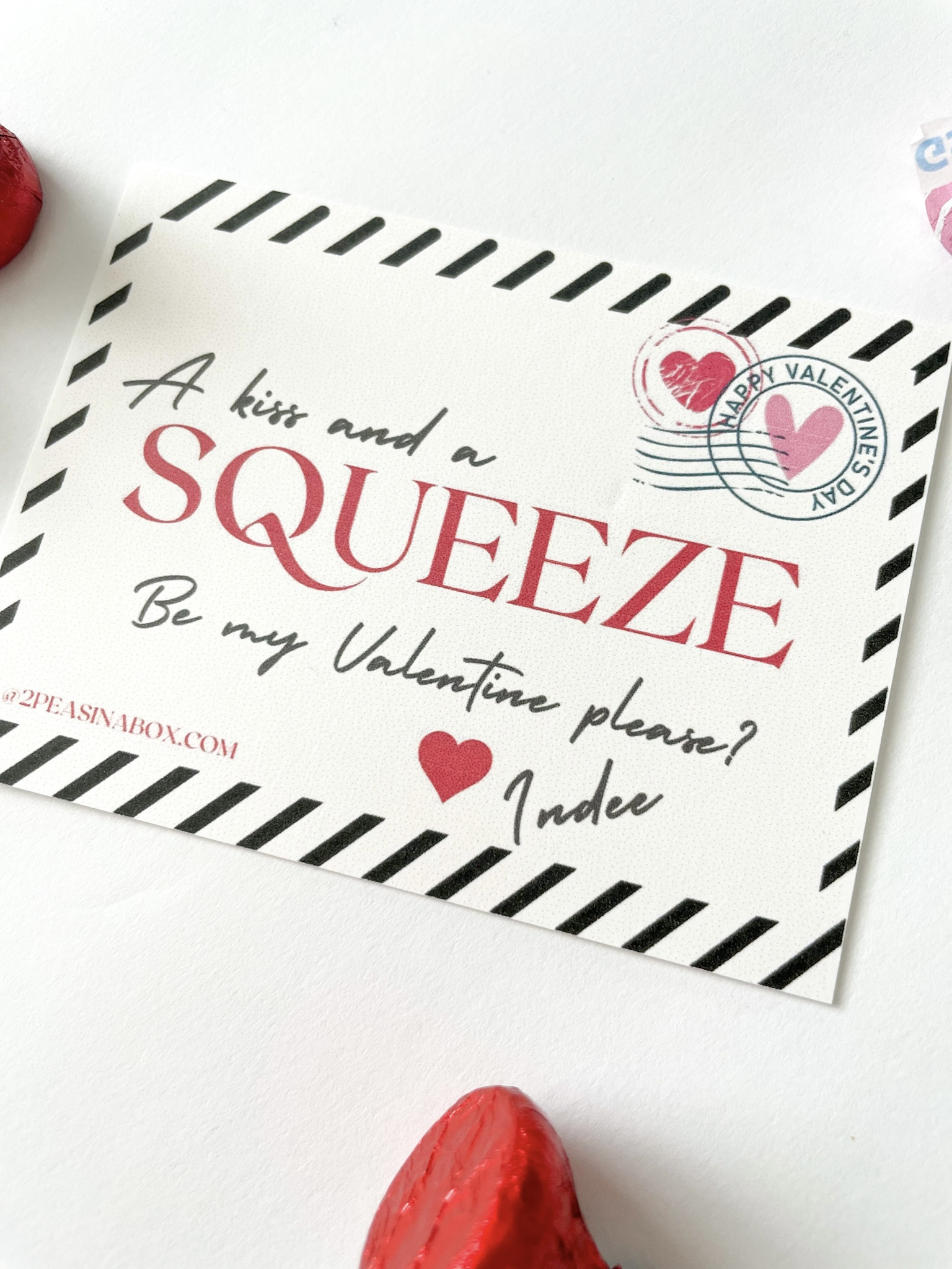 kiss and squeeze digital print tag